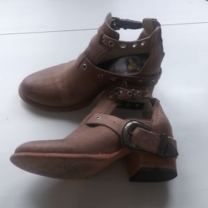 Freebird by Stephen Carsen Booties 10